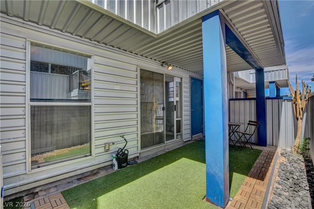121 South 11th Street, Las Vegas, NV 89101