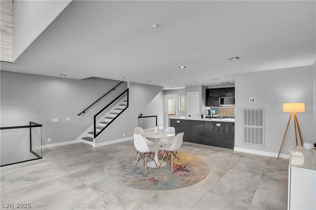 121 South 11th Street, Las Vegas, NV 89101
