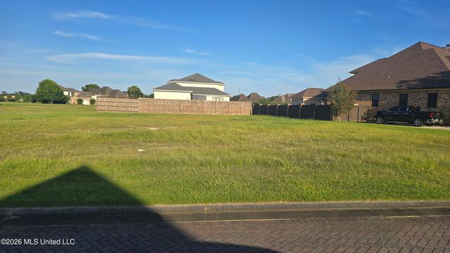 406 Goose Pointe Boulevard, Biloxi, MS 39531