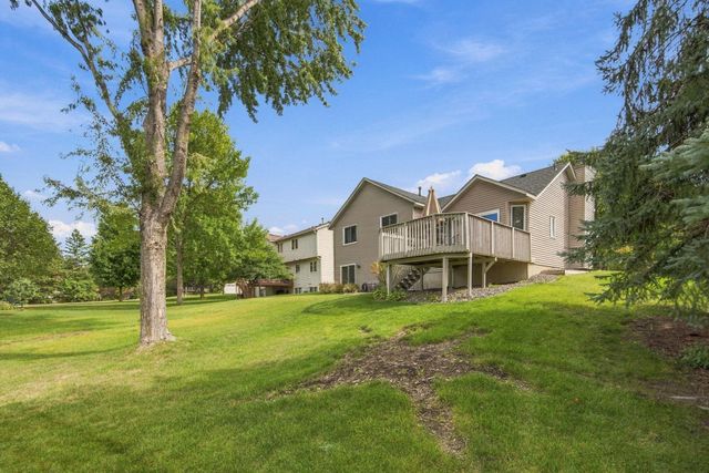 3875 Walnut Grove Lane N, Plymouth, MN 55446