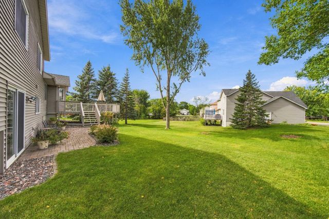3875 Walnut Grove Lane N, Plymouth, MN 55446
