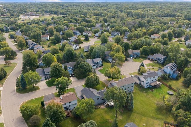 3875 Walnut Grove Lane N, Plymouth, MN 55446