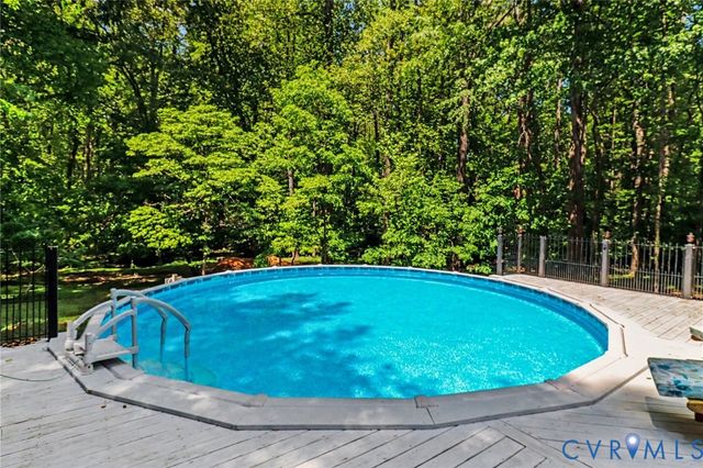 2715 Pineridge Ln, Powhatan, VA 23139