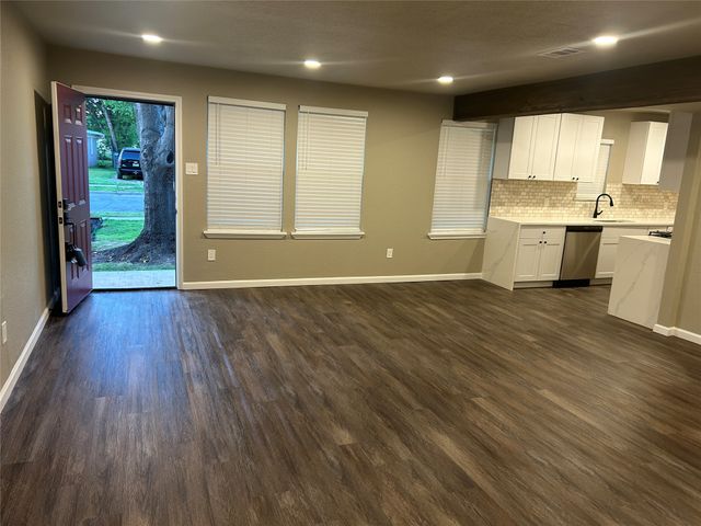 10312 Desdemona Drive, Dallas, TX 75228