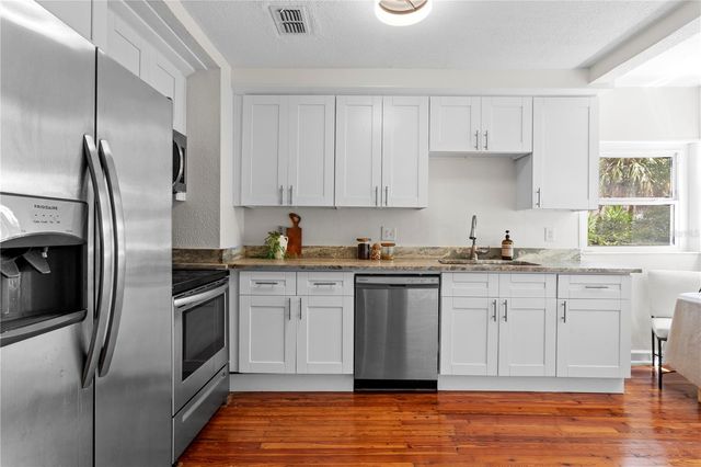 1175 HIGHLAND COURT N, St Petersburg, FL 33701