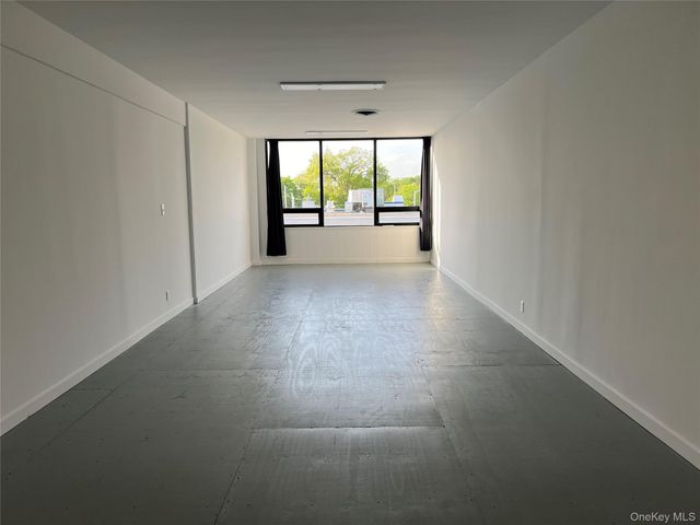 938 Port Washington Boulevard 4, Port Washington, NY 11050