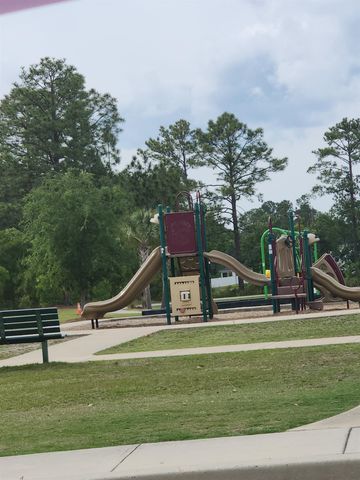 5527 Redleaf Rose Dr., Myrtle Beach, SC 29579