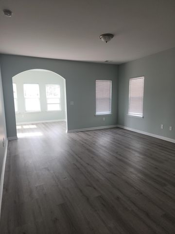 5527 Redleaf Rose Dr., Myrtle Beach, SC 29579