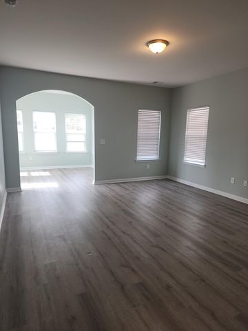 5527 Redleaf Rose Dr., Myrtle Beach, SC 29579