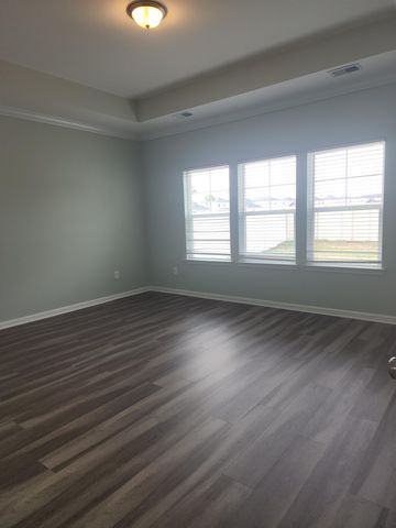 5527 Redleaf Rose Dr., Myrtle Beach, SC 29579
