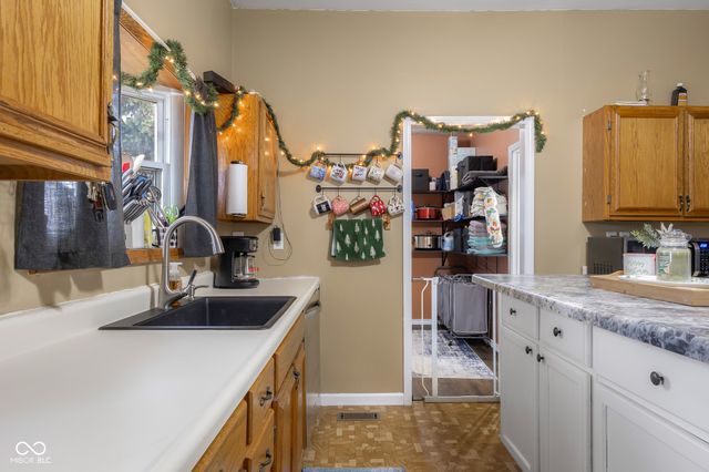 811 E Central Avenue, Greensburg, IN 47240