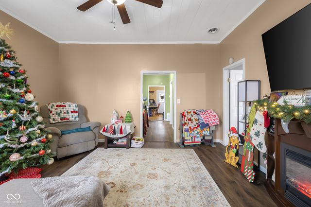 811 E Central Avenue, Greensburg, IN 47240