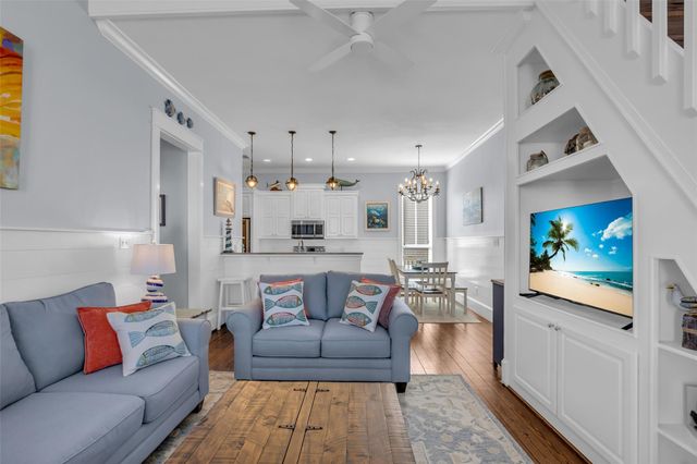 911 Tidelands Drive, Crystal Beach, TX 77650