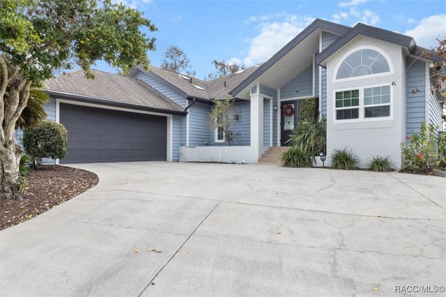12054 W Broad Jump Court, Homosassa, FL 34448