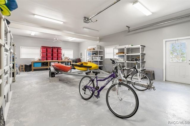 12054 W Broad Jump Court, Homosassa, FL 34448