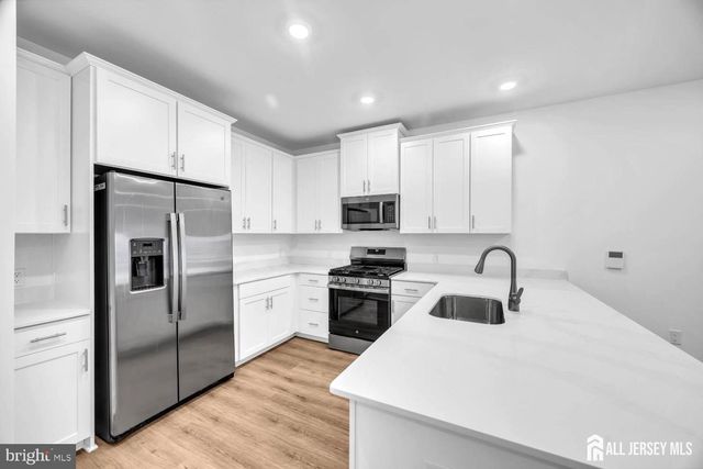 30308 RADFORD CT, Monroe Township, NJ 08831