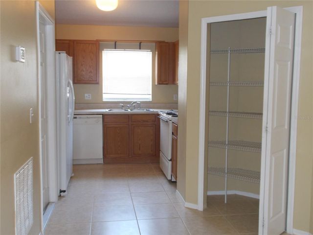 2326 NORTHERN LEAF STREET, Orlando, FL 32817