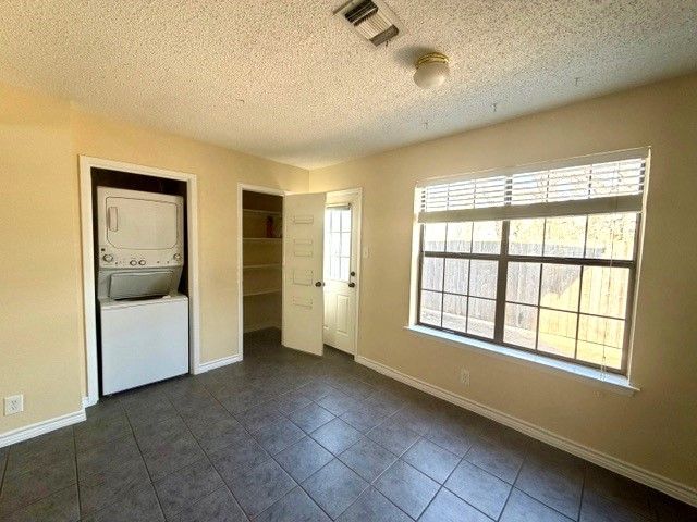 716 W Mulberry Street 1C, Denton, TX 76201