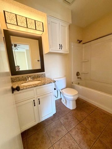 716 W Mulberry Street 1C, Denton, TX 76201