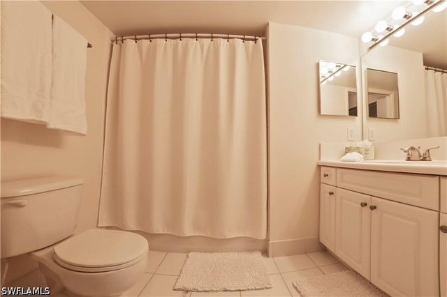 1220 Wildwood Lakes BLVD 201, Naples, FL 34104