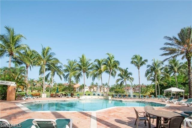 1220 Wildwood Lakes BLVD 201, Naples, FL 34104