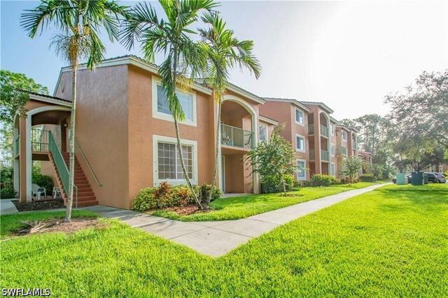 1220 Wildwood Lakes BLVD 201, Naples, FL 34104