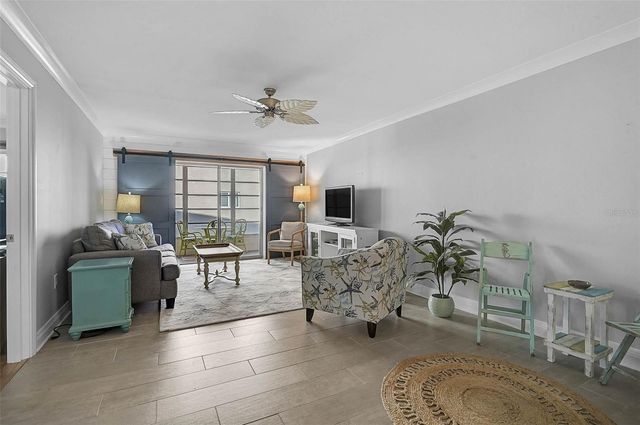 3585 LAKE BAYSHORE DRIVE J-301, Bradenton, FL 34205