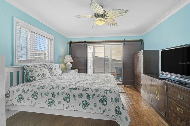 3585 LAKE BAYSHORE DRIVE J-301, Bradenton, FL 34205