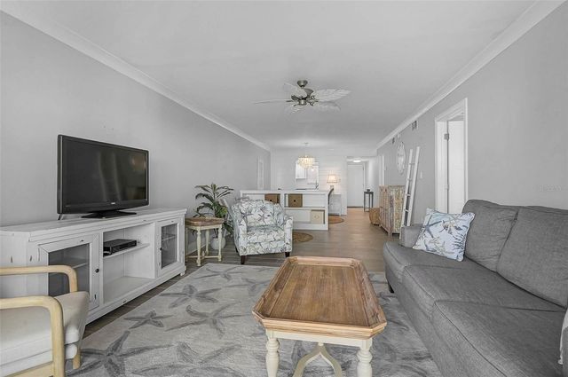 3585 LAKE BAYSHORE DRIVE J-301, Bradenton, FL 34205