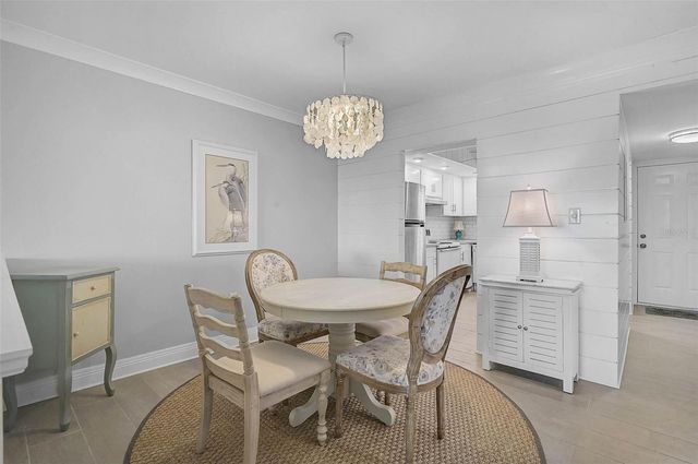 3585 LAKE BAYSHORE DRIVE J-301, Bradenton, FL 34205