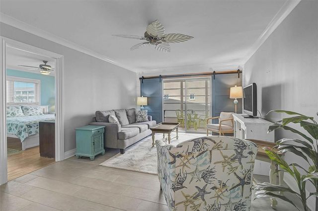 3585 LAKE BAYSHORE DRIVE J-301, Bradenton, FL 34205