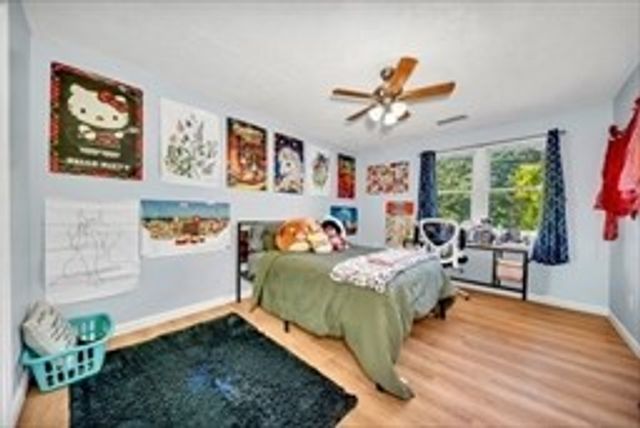 124 Tennis Plaza Rd 40, Dracut, MA 01826