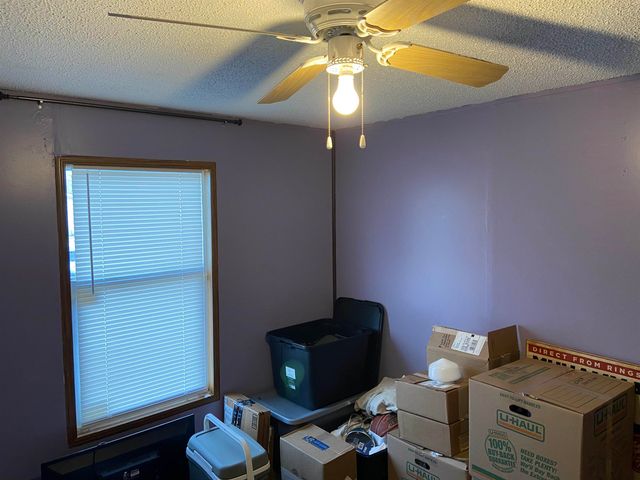 2001 E 53rd St S, Wichita, KS 67216