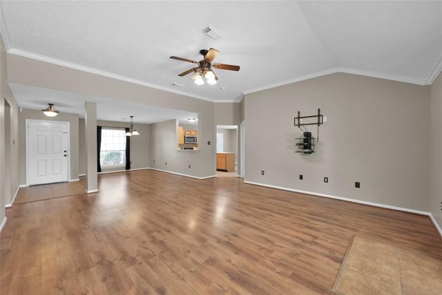 7102 Dillon Drive, Magnolia, TX 77354