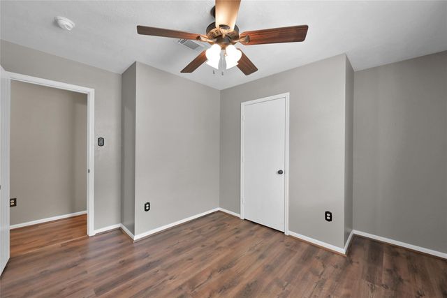 7102 Dillon Drive, Magnolia, TX 77354