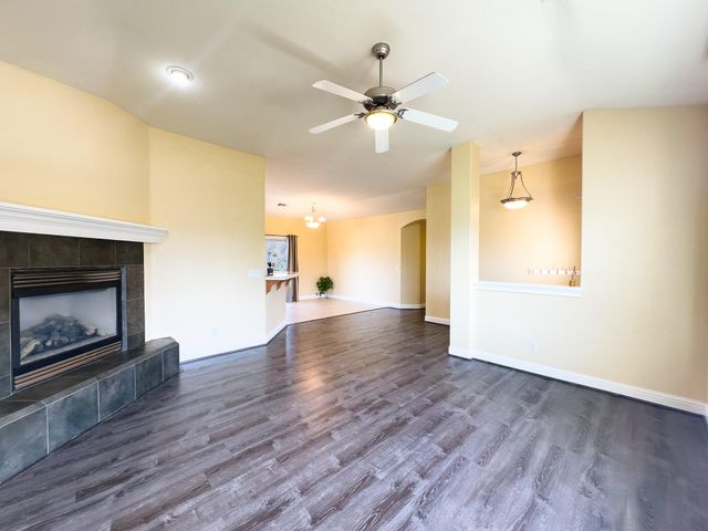 531 Fair Hill Drive, Redding, CA 96003