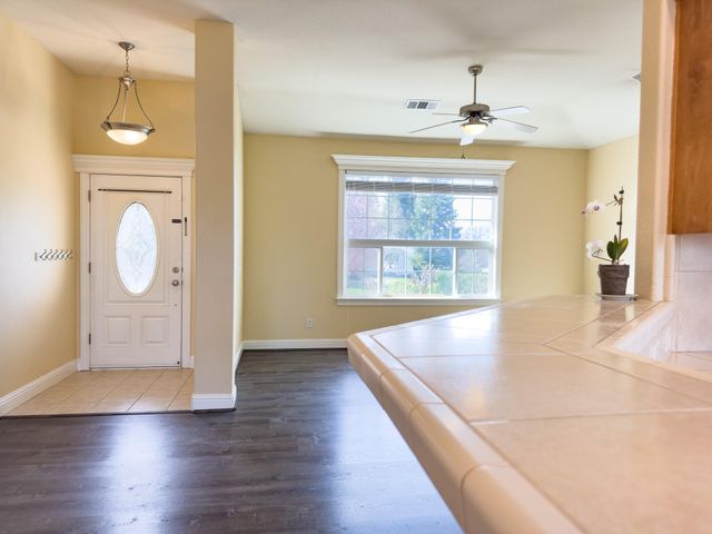 531 Fair Hill Drive, Redding, CA 96003