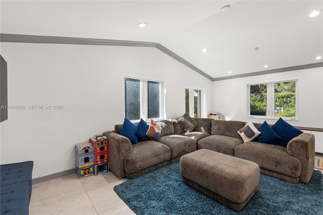 3001 SW 4th Ave, Miami, FL 33129