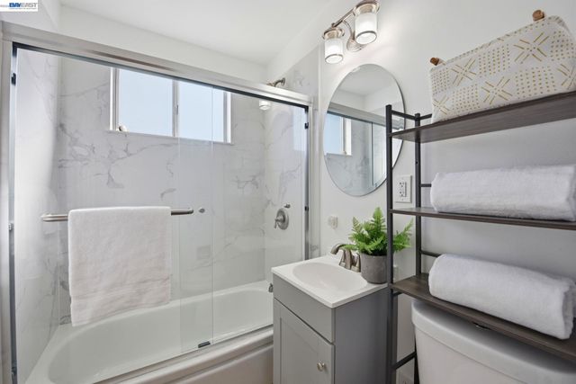 1559 Bandoni Ave, San Lorenzo, CA 94580