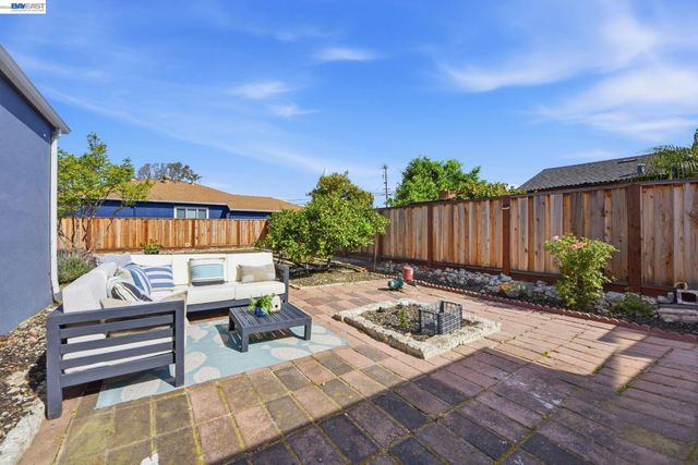 1559 Bandoni Ave, San Lorenzo, CA 94580