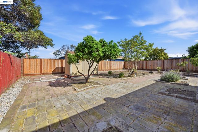 1559 Bandoni Ave, San Lorenzo, CA 94580