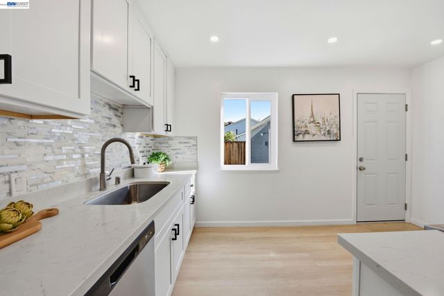 1559 Bandoni Ave, San Lorenzo, CA 94580