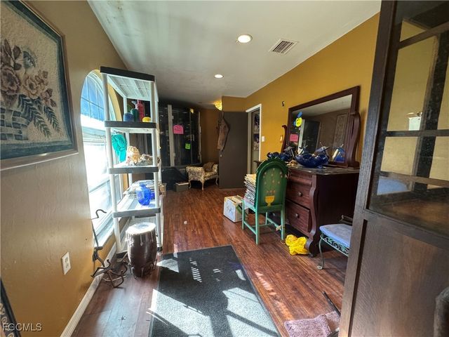 67 E Mariana AVE, North Fort Myers, FL 33917