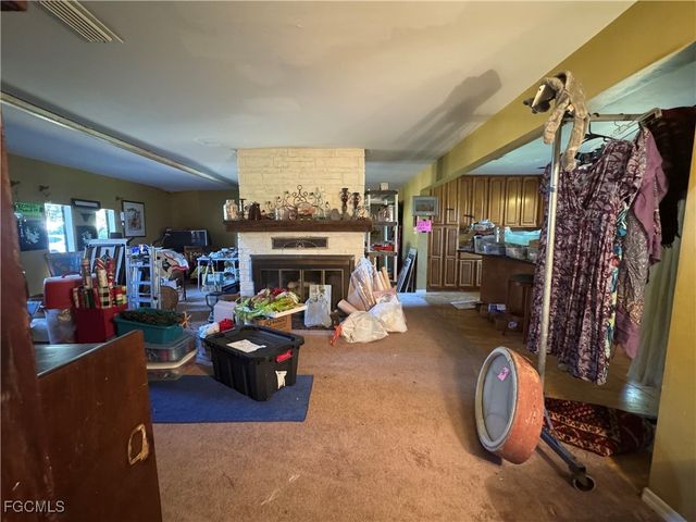 67 E Mariana AVE, North Fort Myers, FL 33917