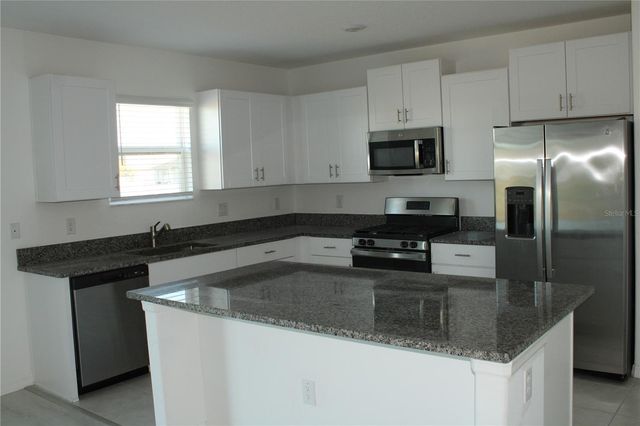 8526 40TH CIRCLE E, Palmetto, FL 34221