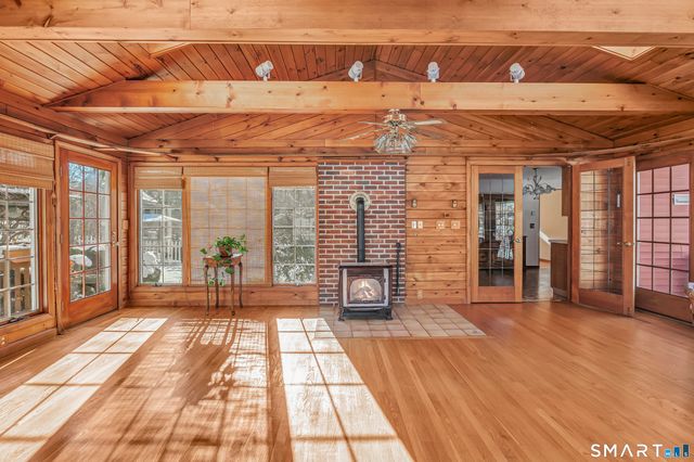 3 Maler Avenue, Shelton, CT 06484