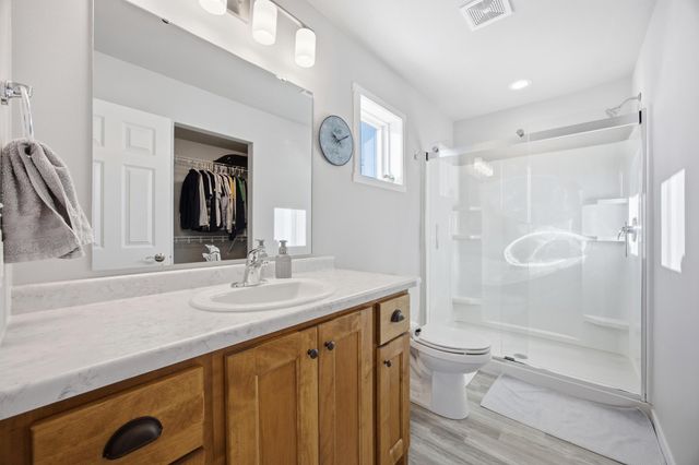 3724 49th Street S, Fargo, ND 58104