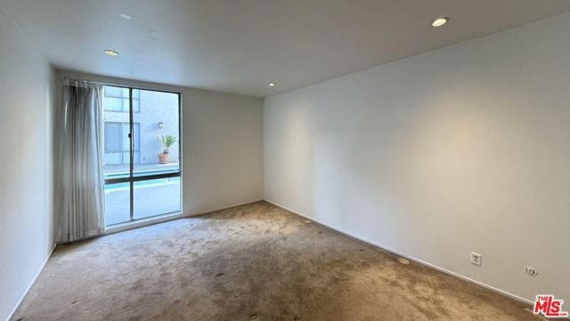 1134 Alta Loma Road 115, West Hollywood, CA 90069