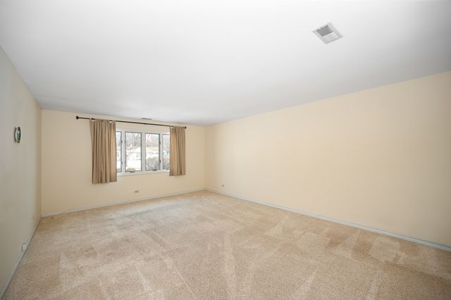 1727 Warwick Lane, Schaumburg, IL 60193