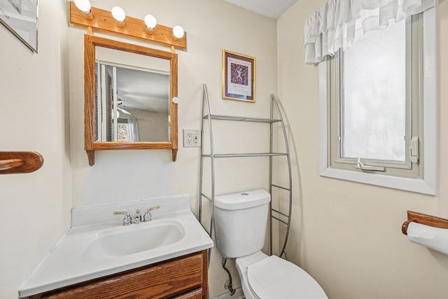 1727 Warwick Lane, Schaumburg, IL 60193